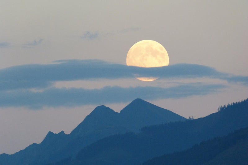 Moonlit Envelopes